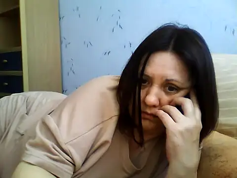 LockyCharm111 webcam