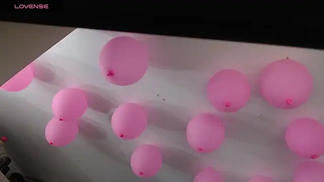 kitty_and_jake - Kitty_and_jake's free webcam - UK Sex Cams