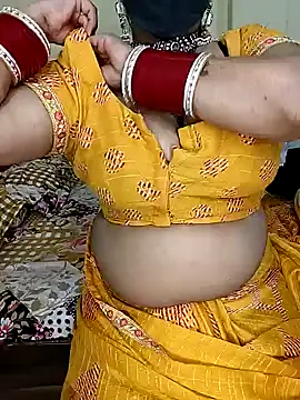 long_hair_queen - Long_hair_queen's free webcam - UK Sex Cams