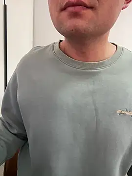 cloudyspace's live cam