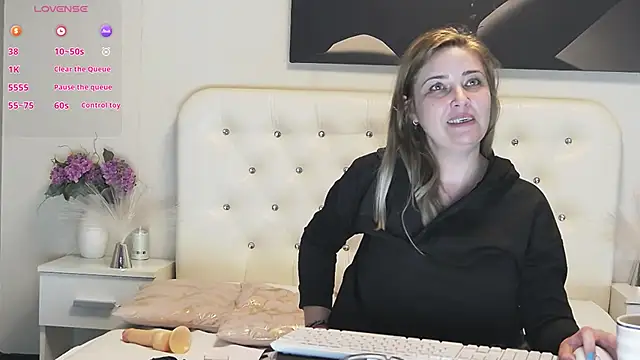 MellanieBliss - Live Cam