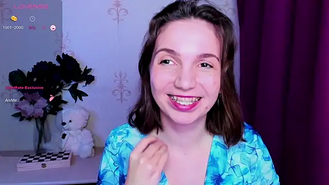 KindHazelHere_ Stripchat cam model