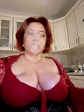 Webcam Model (_Vika4you_)  is live.Free join now!