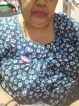 tamilthanushri webcam