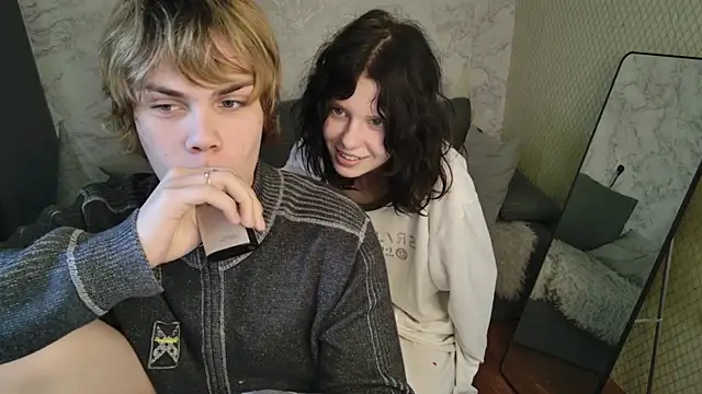 Bonnie_And_C1yde webcam