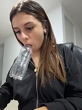 Alison_parkerrr webcam