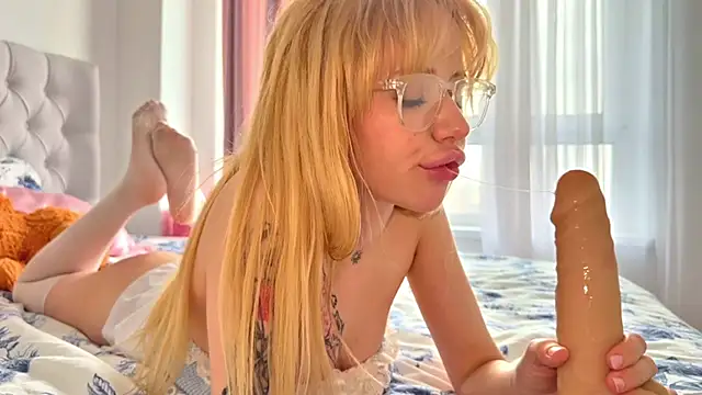 _BunnyDollStella_ webcam