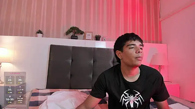 CuteButHarder webcam