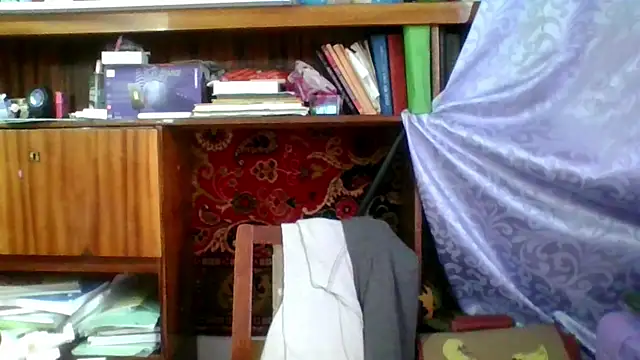 NickiKisinger webcam