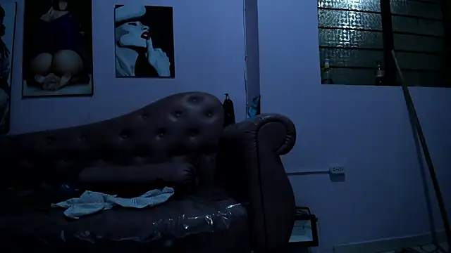 ThalanaThompson webcam