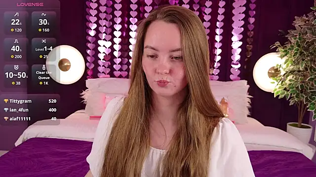 janicecollins - JaniceCollins's free webcam - UK Sex Cams