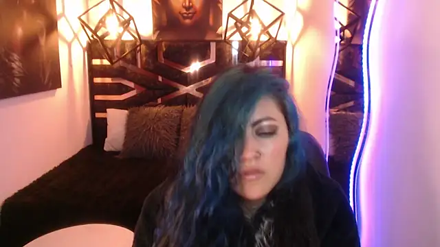 scarleth_blue webcam