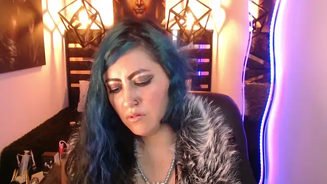 scarleth_blue webcam