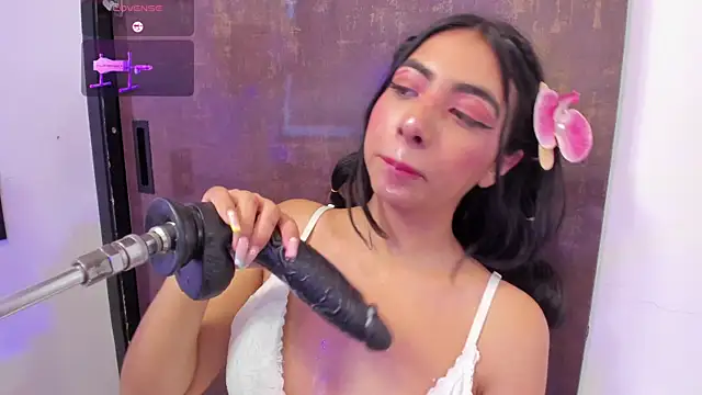 cherry_skinny_ webcam