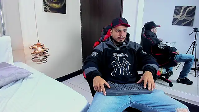 matthewcullen - MatthewCullen's free webcam - UK Sex Cams