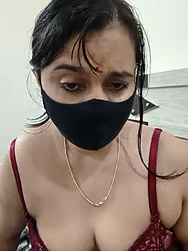 HeartlessGirl webcam