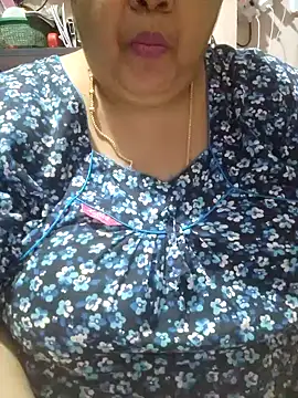 tamilthanushri webcam