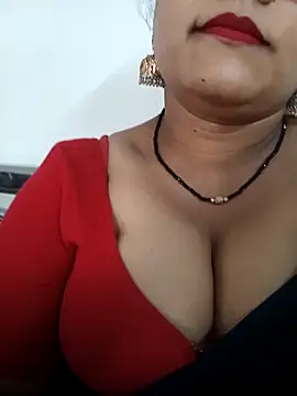 Webcam Model (Nyra-23)  is live.Free join now!