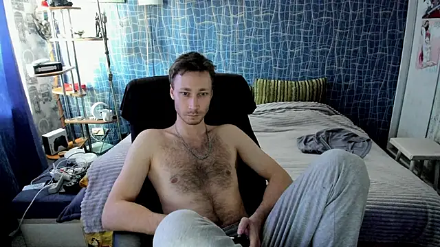 CuteBoy228 webcam