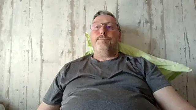 doudou310 (Ask my age) - show my dick