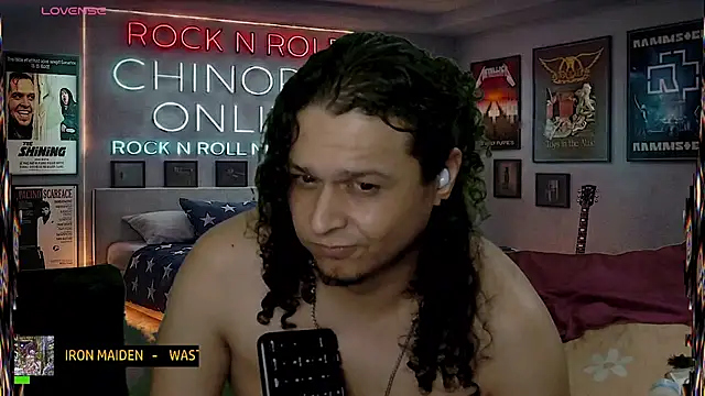 chino_roz - Chino_roz's free webcam - UK Sex Cams