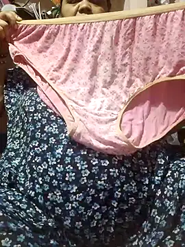 tamilthanushri webcam