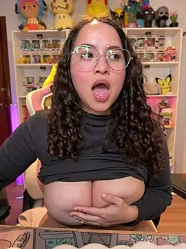 Sweet_sully__ webcam