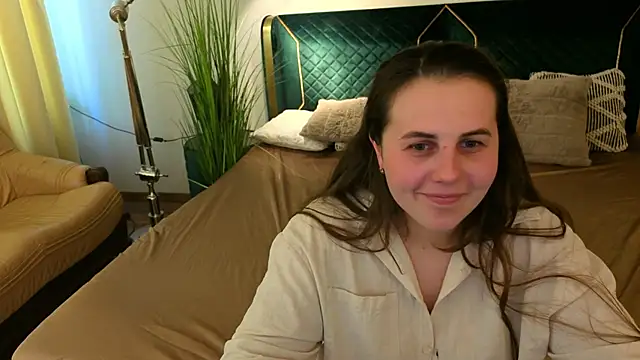 MikaFoxy Stripchat cam model