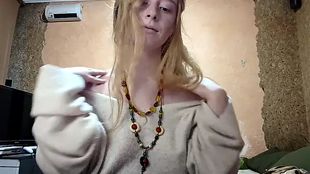 KateVibe_01 Stripchat cam model