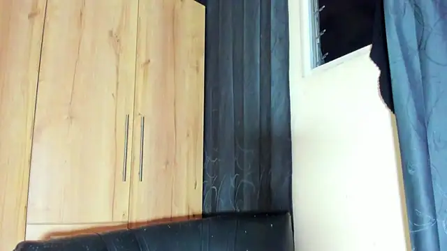 RobertaxGutierrez live sex cam