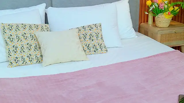 Sandy_Edvards webcam