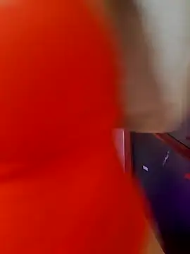 Webcam Model (LunaBlaise)  is live.Free join now!