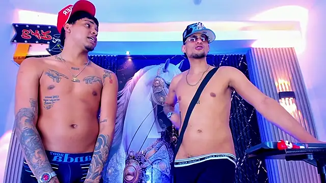 the_knights_of_the_night_ webcam