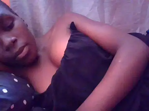 ebonyvalleria1 webcam