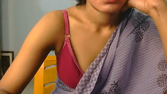 Aarti_misty71 webcam