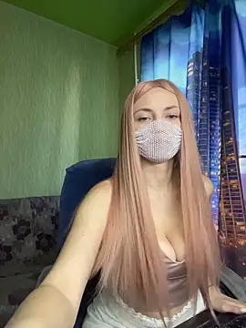 SophieBlackwood webcam