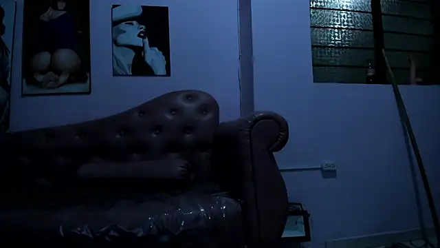 ThalanaThompson webcam