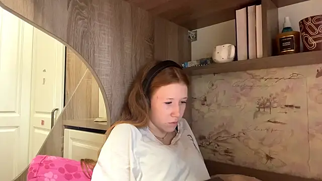 kiranice1 - KiraNice1's free webcam - UK Sex Cams