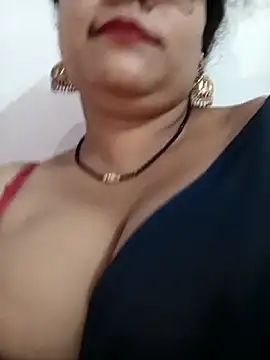 Webcam Model (Nyra-23)  is live.Free join now!