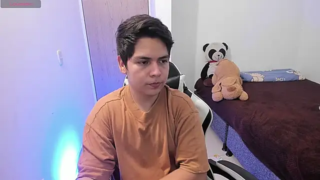 asta_yunoxxx - Asta_YunoXXX's free webcam - UK Sex Cams