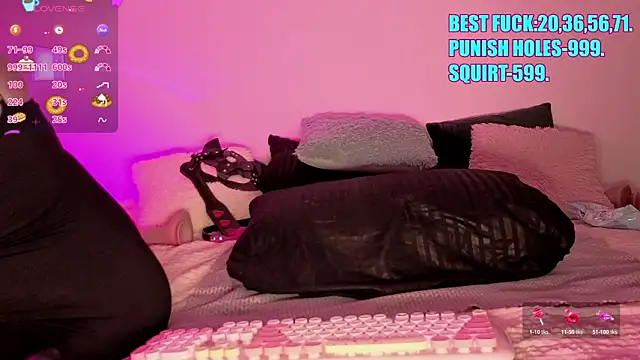 MilanaSkyingg webcam