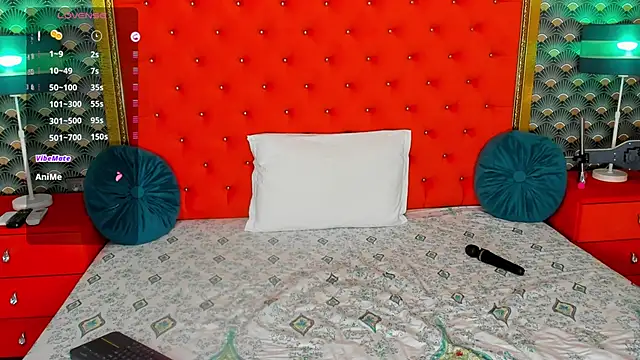 VallerieJones webcam