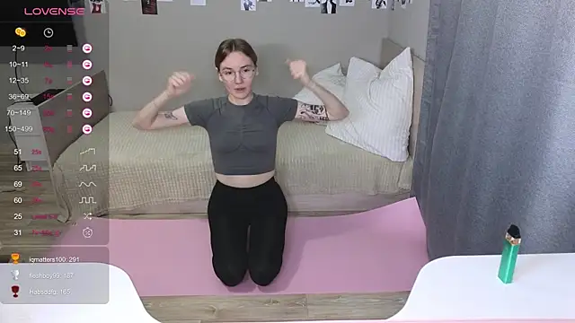 littlevildevil - Littlevildevil's free webcam - UK Sex Cams