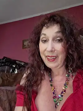 gypsyesmeralda - GypsyEsmeralda's free webcam - UK Sex Cams