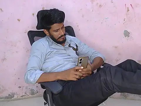 hotxkrish - HotXKrish's free webcam - UK Sex Cams