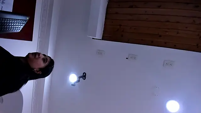 AlondraSoomer webcam