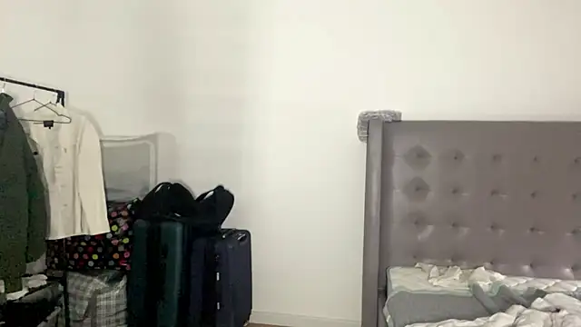 RozanneKarageorge webcam