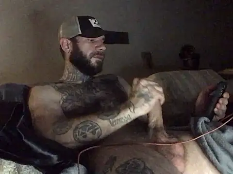 BlueCollarTattoos webcam