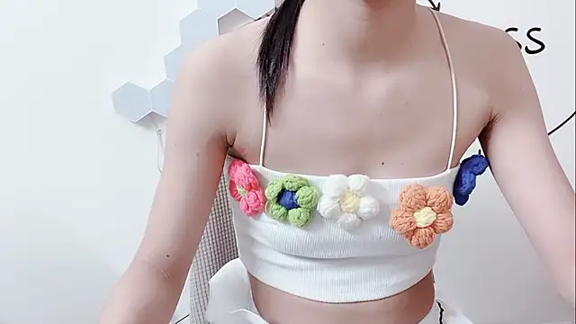 sarah-ery - Sarah-ery's free webcam - UK Sex Cams