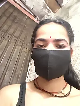 Sonali_Bendre webcam